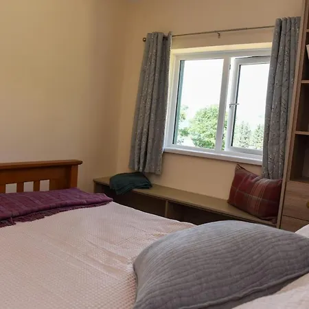펜션 Lough Eske Lakeview Escape *