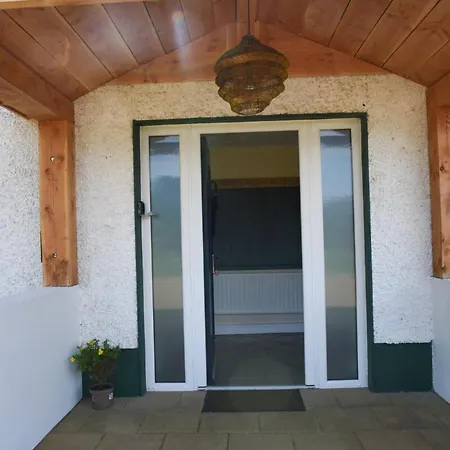 Lough Eske Lakeview Escape בית נופש