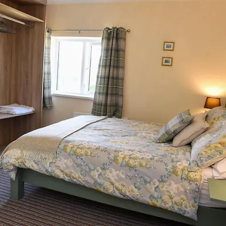 Lough Eske Lakeview Escape *