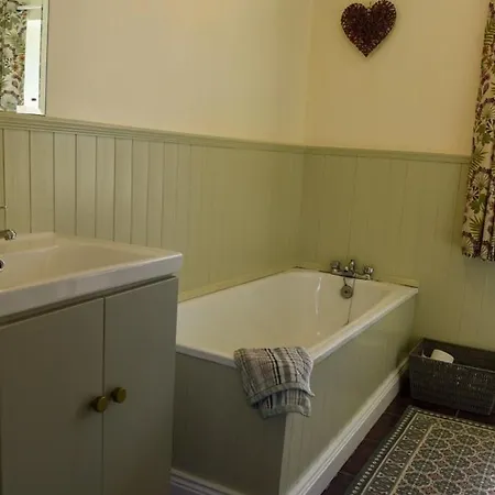 בית נופש Lough Eske Lakeview Escape